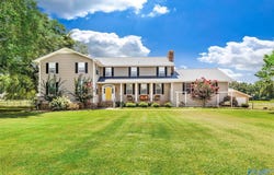 1152 Floyd Drive, Boaz, AL 35957