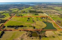 1628 E 400 Road, Lawrence, KS 66049