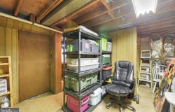 7957 CASTLE HEDGE DELL, GLEN BURNIE, MD 21061