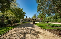 100 Greenlawn Road, Huntington, NY 11743