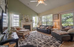 10051 NAUGHTON CT, BRISTOW, VA 20136