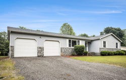 11261 North Drive, Brooklyn, MI 49230