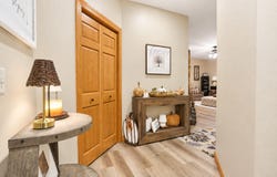 1915 10th Avenue, Aberdeen, SD 57401