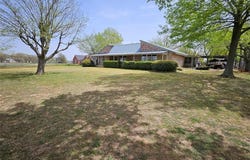 1352 Winn Road, Bowie, TX 76230