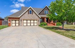 5710 Nottingham Place, Bartlesville, OK 74006