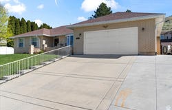 214 N MOUNTAIN, Fruit Heights, UT 84037
