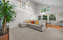 305 Mcgregor Drive, Chapel Hill, NC 27514
