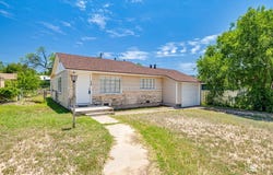 2105 Coleman St, San Angelo, TX 76901