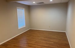1557 COMMERCE AVE, STAUNTON, VA 24401