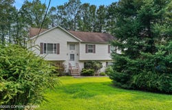 85 Church Avenue, Mount Pocono, PA 18344