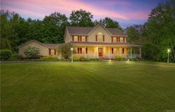 8785 Dinglehole Road, Baldwinsville, NY 13027