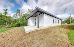 1307 E 11th Avenue, Corsicana, TX 75110