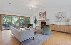 3633 Peregrine Falcon DR, Austin, TX 78746