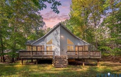 835 Eastover Parkway, Locust Grove, VA 22508