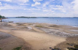 59 Underwood Road, Falmouth, ME 04105
