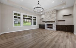 1510 Legend Dr, Tiffin, IA 52340