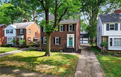 91 E 207th Street, Euclid, OH 44123