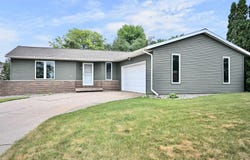217 13th Ave, Onalaska, WI 54650