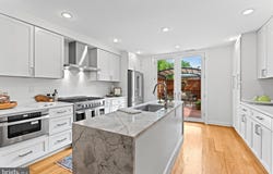 320 A STREET NE, WASHINGTON, DC 20002