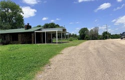 203 N Stacy ST, Gans, OK 74936