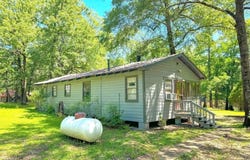 2040 Marion County Road 3509, Jefferson, TX 75657