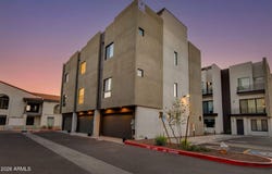 4220 N 32ND Street, Phoenix, AZ 85018