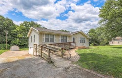 1800 S Harding Street, Oak Grove, MO 64075
