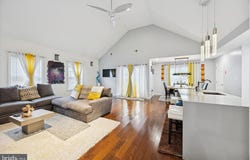 5-B HILLVIEW Circle, LANSDOWNE, PA 19050