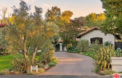 29270 Wagon Rd, Agoura, CA 91301