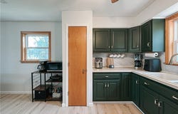 12323 Lakeside Dr, Conneaut Lake, PA 16316