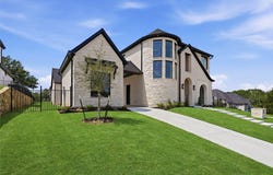 145 Sawgrass Drive, Heath, TX 75032