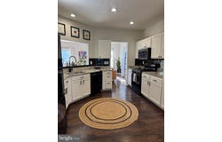 521 LILAC TER NE, LEESBURG, VA 20176