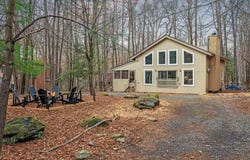 73 Big Bass Drive, Clifton Township, PA 18424