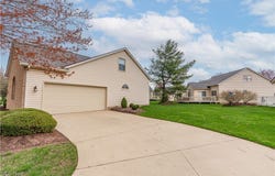 3645 Glen Eagles Boulevard, Green, OH 44685