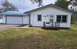 4210 19th Ave E, Hibbing, MN 55746