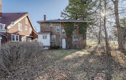 1744 Lee Road, Cleveland Heights, OH 44118