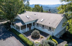 989 Brigadoon Drive, Clyde, NC 28721