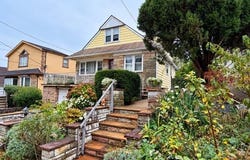 150-32 8th Avenue, Whitestone, NY 11357