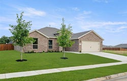 733 Stone Eagle Drive, Azle, TX 76020