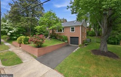 1665 FRANCIS HAMMOND Parkway, ALEXANDRIA, VA 22302