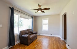 607 W 1st Avenue, Indianola, IA 50125