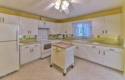 5155 S Root River Pkwy, Greenfield, WI 53228