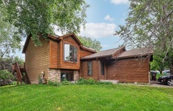 1360 Granite Lane N, Oakdale, MN 55128