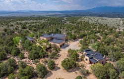 128 Outlaw Trail, Taos, NM 87557