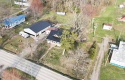 605 Church St, Xenia, IL 62899