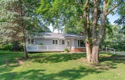 1035 E Hyde Park Avenue, St Joseph, MO 64504