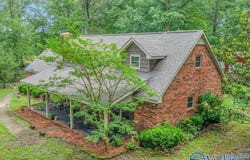 140 Johnson Avenue, Boaz, AL 35956