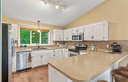 11622 Meadowbrook Avenue NE, Hanover, MN 55341