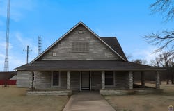 501 E 3rd ST, Eskridge, KS 66423