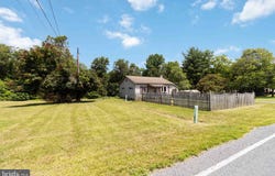 2961 RIDGE ROAD, NORTHUMBERLAND, PA 17857